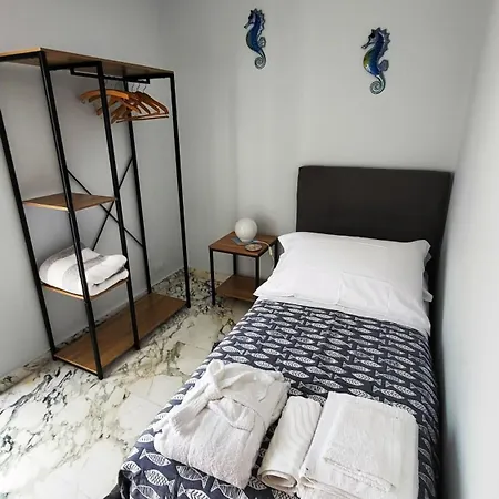 Stella Marina Azzurra Blue Starfish Apartment Taormina