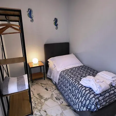 Stella Marina Azzurra Blue Starfish Apartment